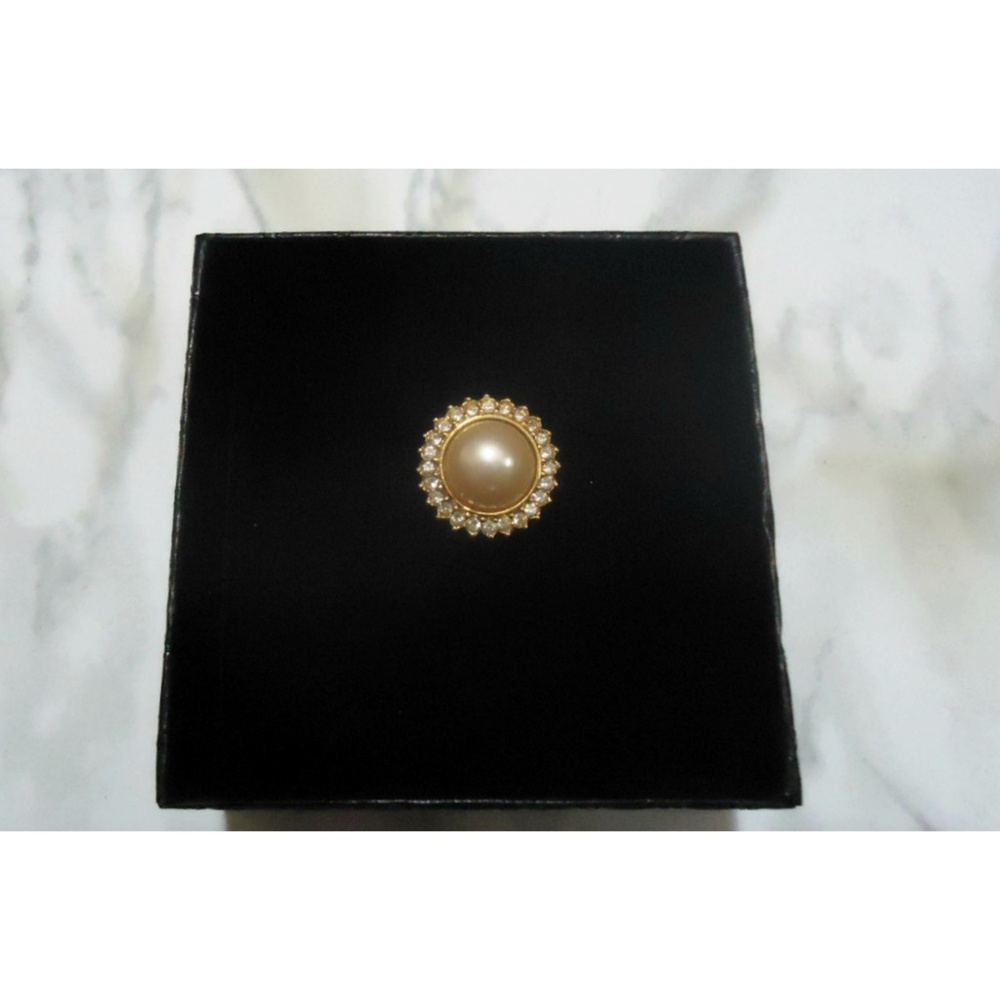 VTG Gold Diamond and Pearl Cocktail/Statement Ring